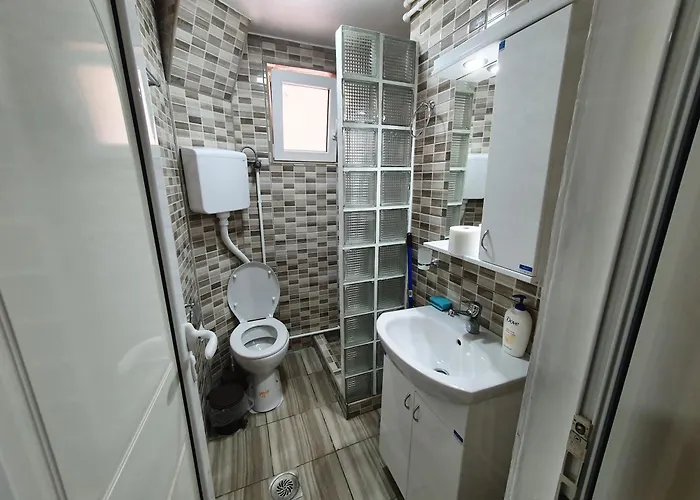 דירה Smestaj Miki 2 *